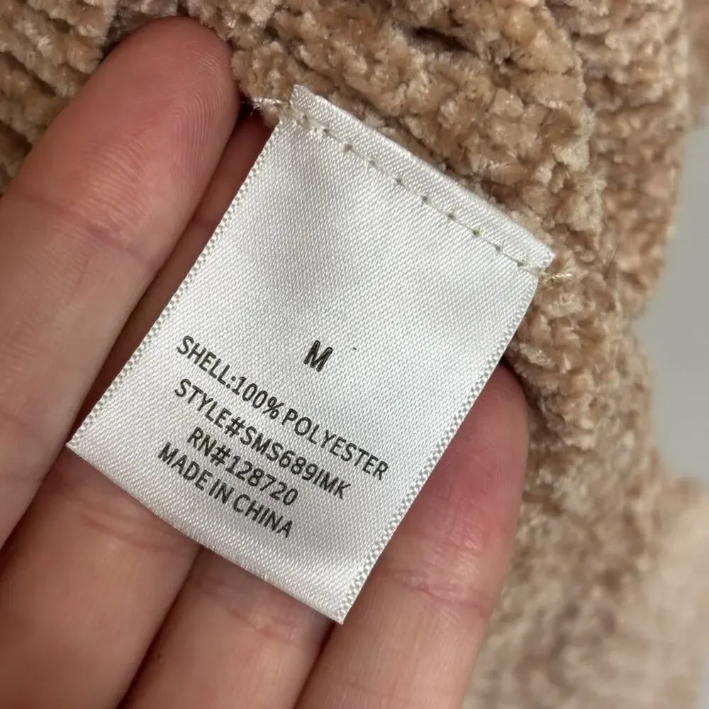 NWT Francesca’s Harper Heritage Chenille Knit Crop V-Neck Tan Sweater - Size M